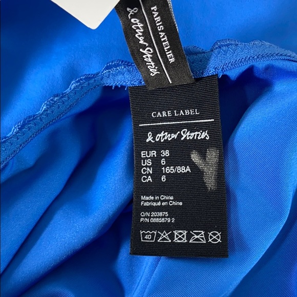 & Other Stories NWT Square Neck Scallop Swimsuit - Picture 9 of 9